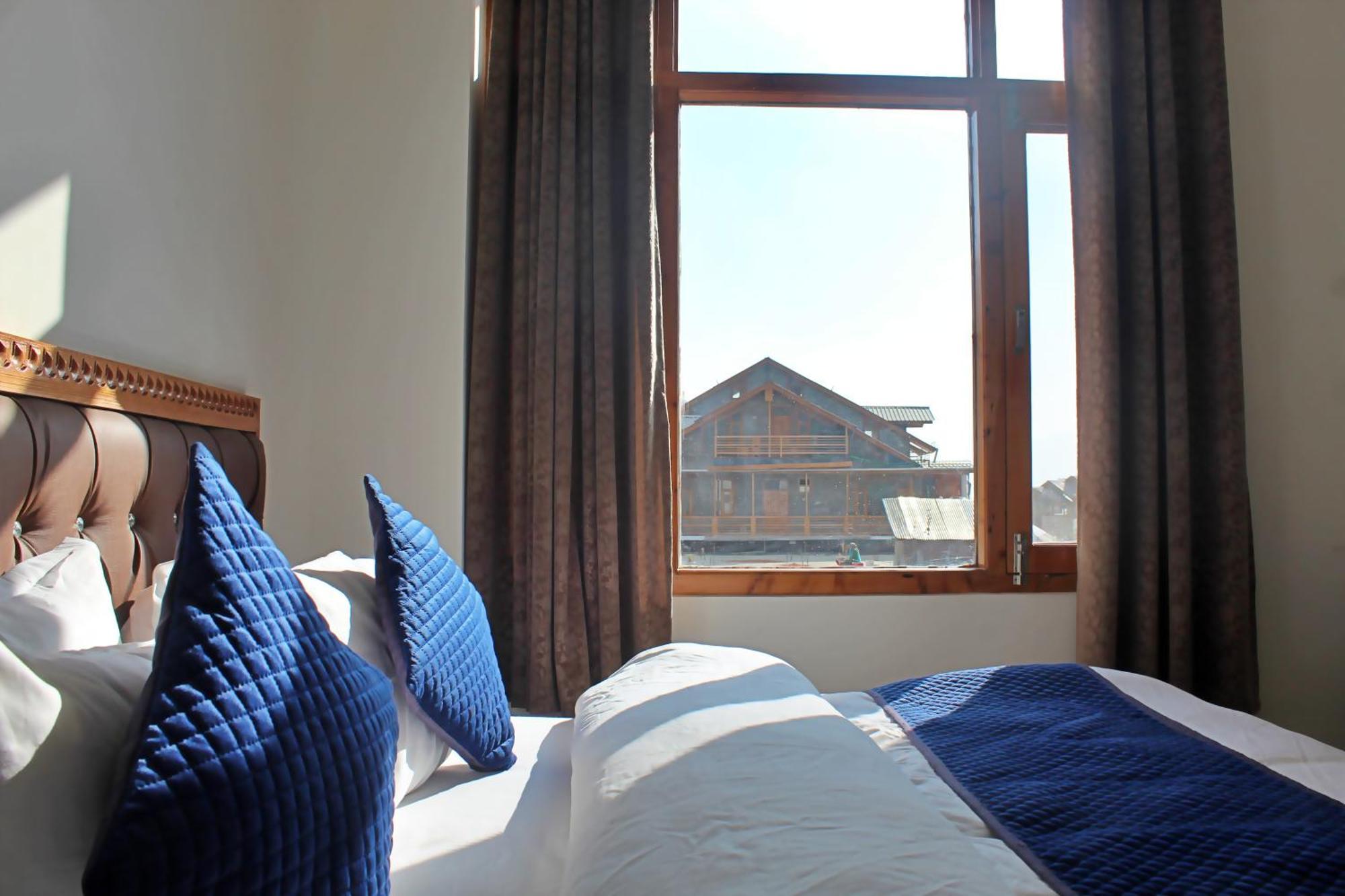 The Richie Royal Inn Манали Экстерьер фото
